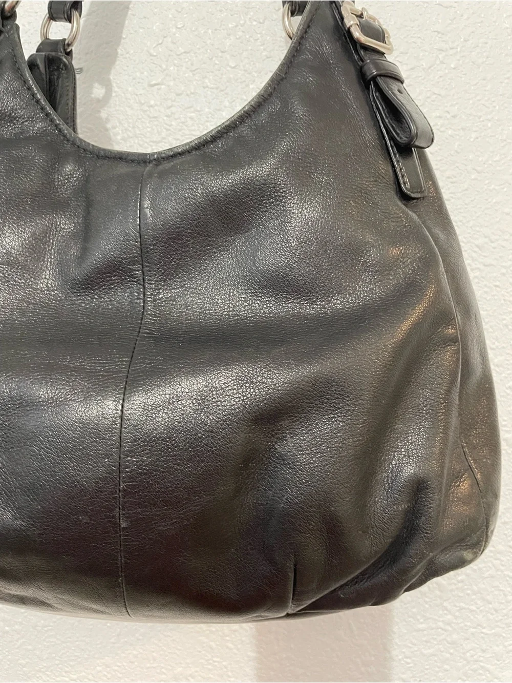 Vintage COACH Madison Maggie Black Leather Hobo Bag 3 Compartment